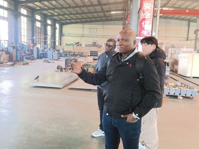 Warmly Welcome Customers From Benin To visit The Factory