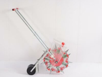 Semoir haut de gamme : votre compagnon efficace pour les semis